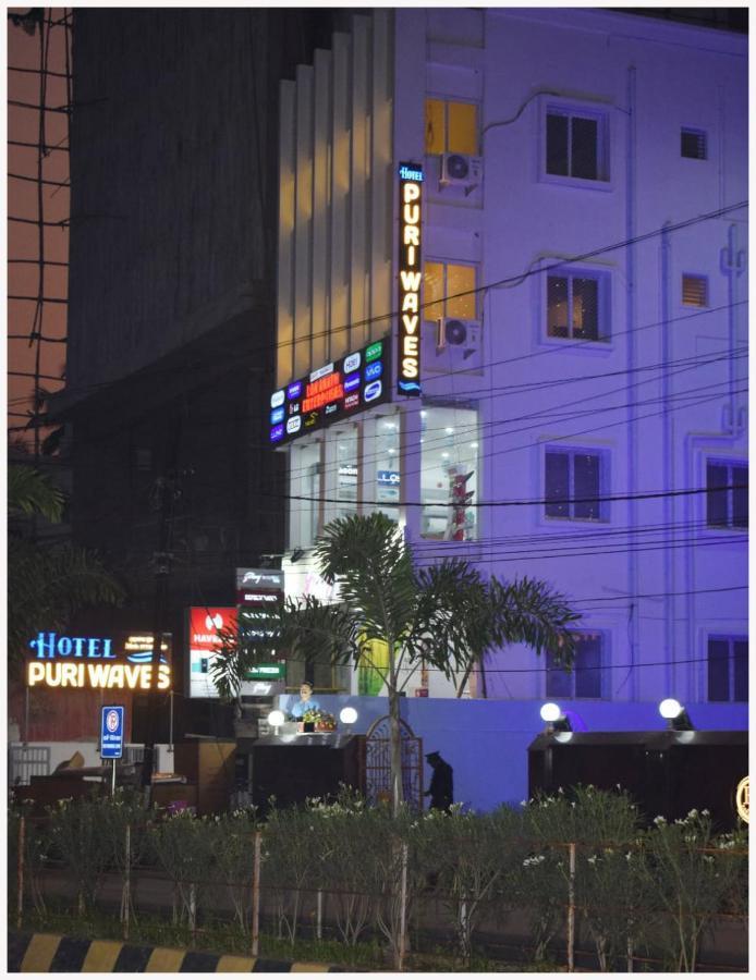 Waves 3* Puri